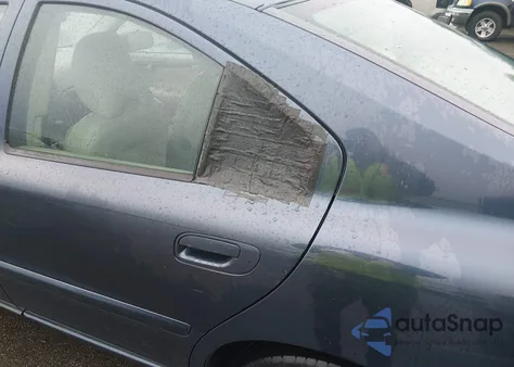 2008 Volvo S60 2.5T z USA, uszkodzony, nr VIN YV1RS592482671412